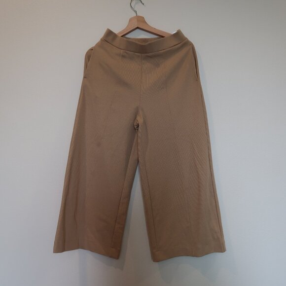 Uniqlo Wide Leg Pants - Picture 1 of 8